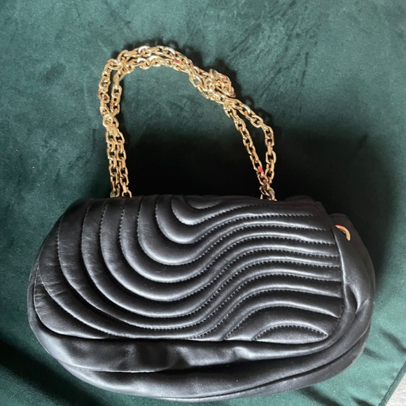 Henri Bendel purse - Picture 2 of 5